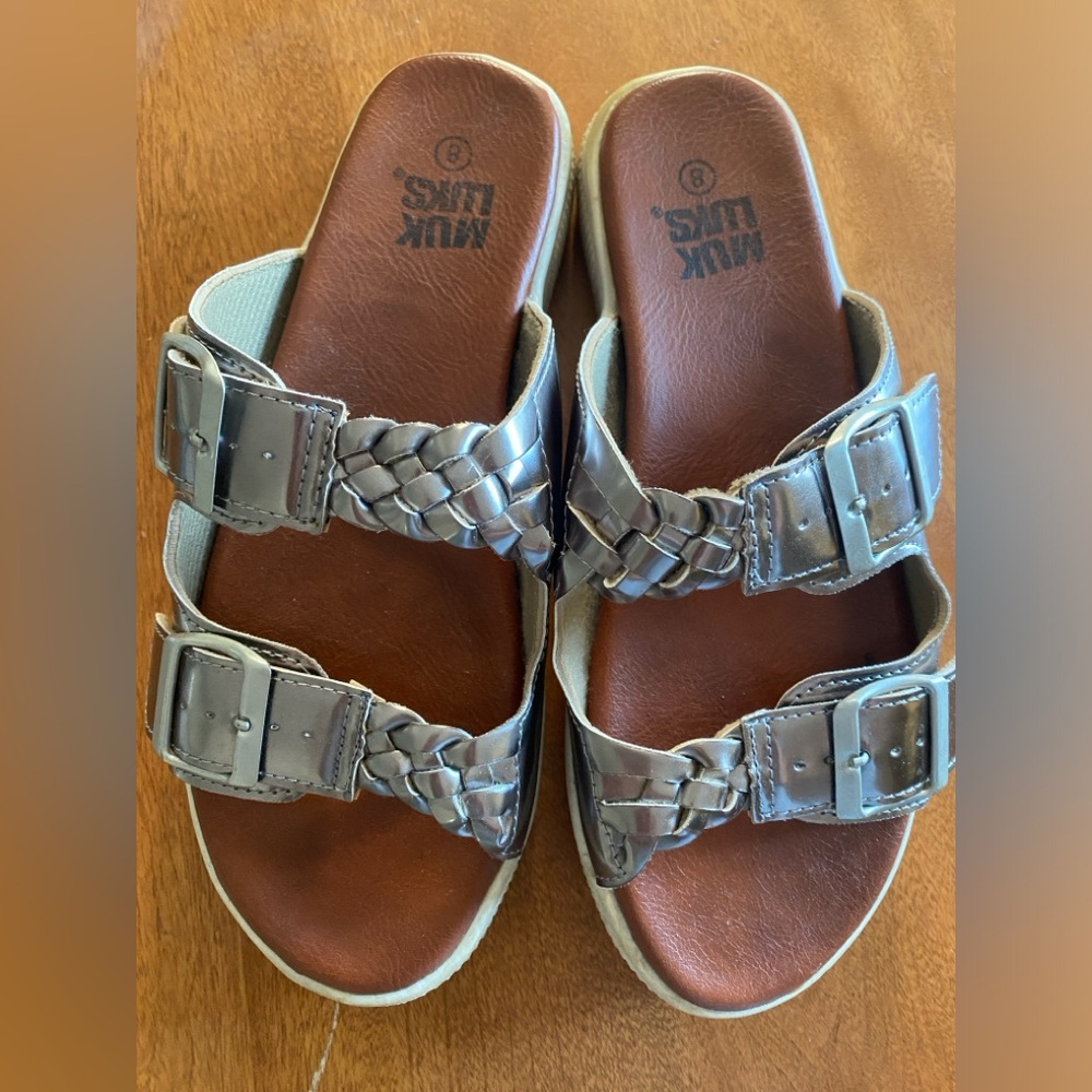 Muk Luks Silver Braided Sandals